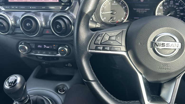 Nissan Juke 1.0 DiG-T 114 Tekna 5dr Petrol Hatchback